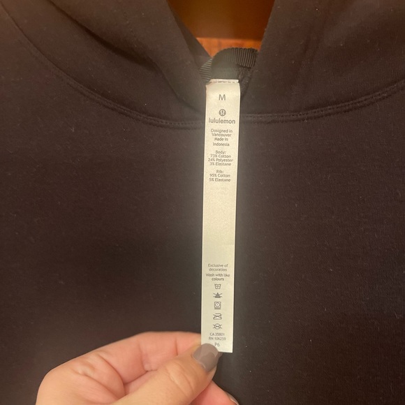 Lululemon Sweatshirt - Picture 3 of 3